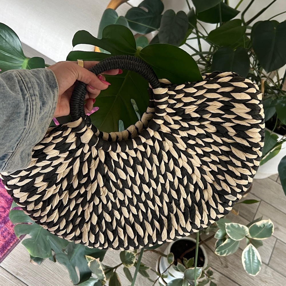 Handmade Woven Straw Hand Bag – Black & Natural - Never Worn